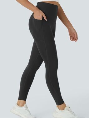 Halara Ultrasculpt High Waisted with tummy control & butt lifting leggings